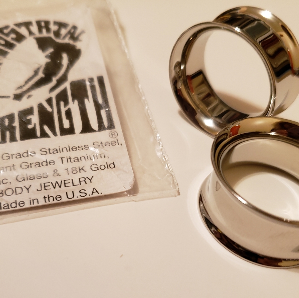 1" SS Double flared eyelet by Industrial Strength